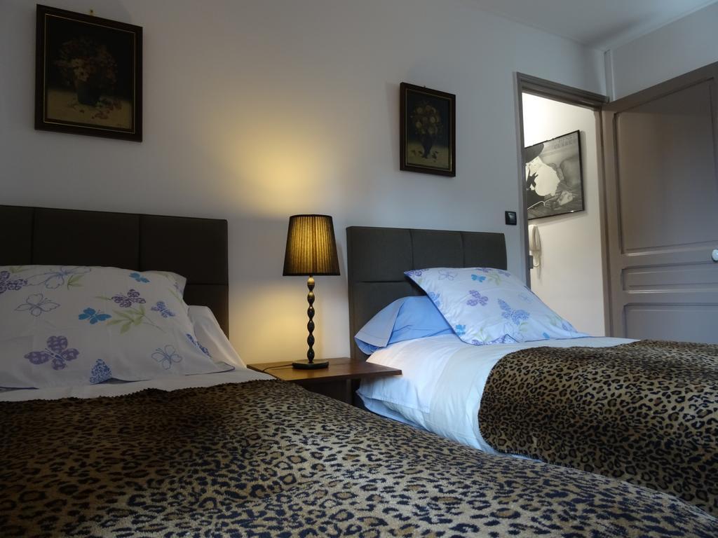 Chambres Et Table D'Hotes La Belle Lensoise Room photo