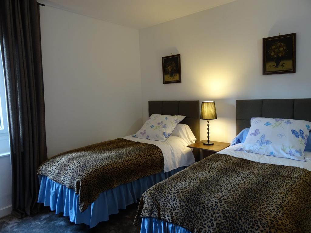 Chambres Et Table D'Hotes La Belle Lensoise Room photo