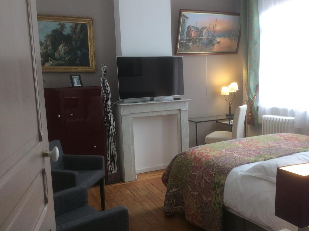 Chambres Et Table D'Hotes La Belle Lensoise Exterior photo